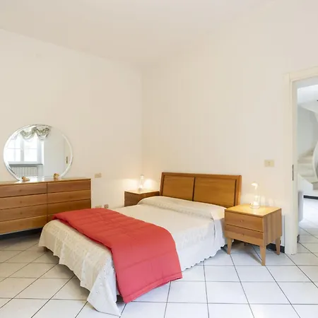 Gallesio - Flg213 By Interhome *